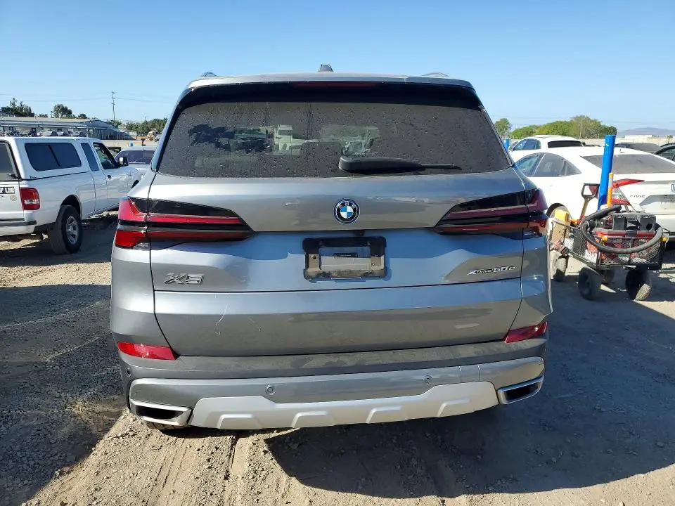 2024 BMW X5 XDRIVE50E  