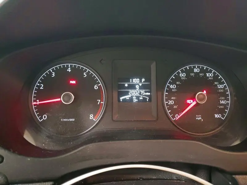 2013 VOLKSWAGEN JETTA BASE  