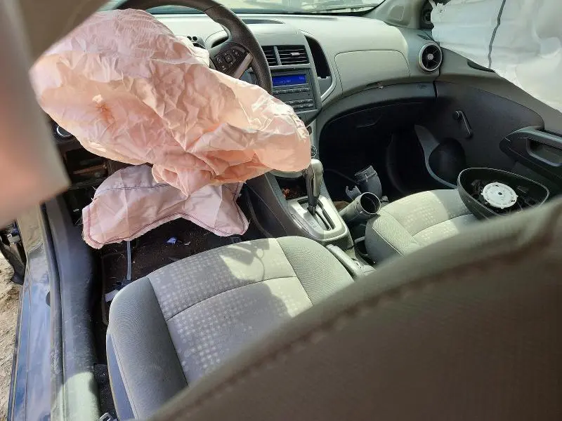 2015 CHEVROLET SONIC LS  
