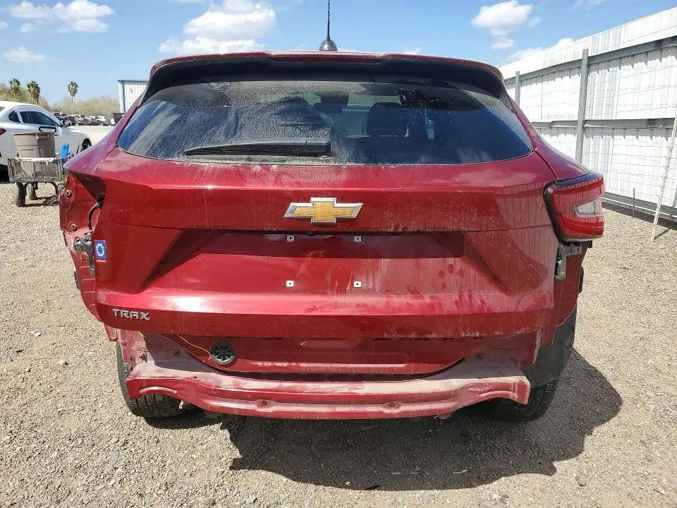 2024 CHEVROLET TRAX LS  
