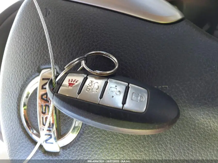 2015 NISSAN SENTRA SV