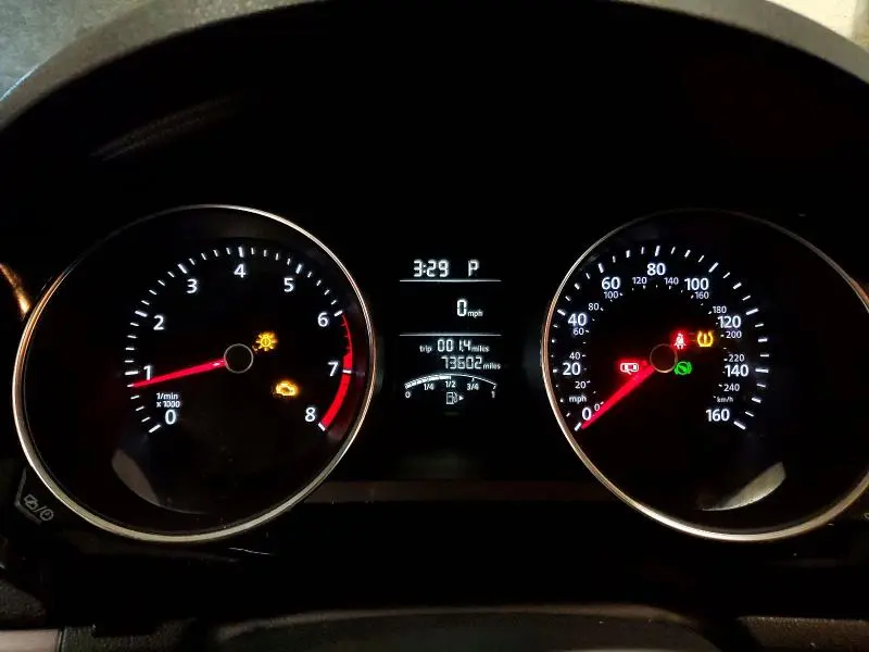 2016 VOLKSWAGEN JETTA SPORT  