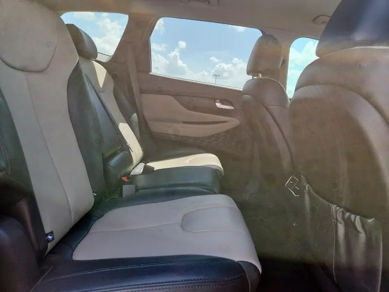 2021 HYUNDAI SANTA FE SE  