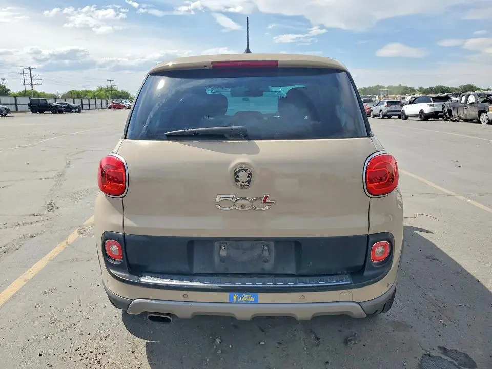 2014 FIAT 500L TREKKING  