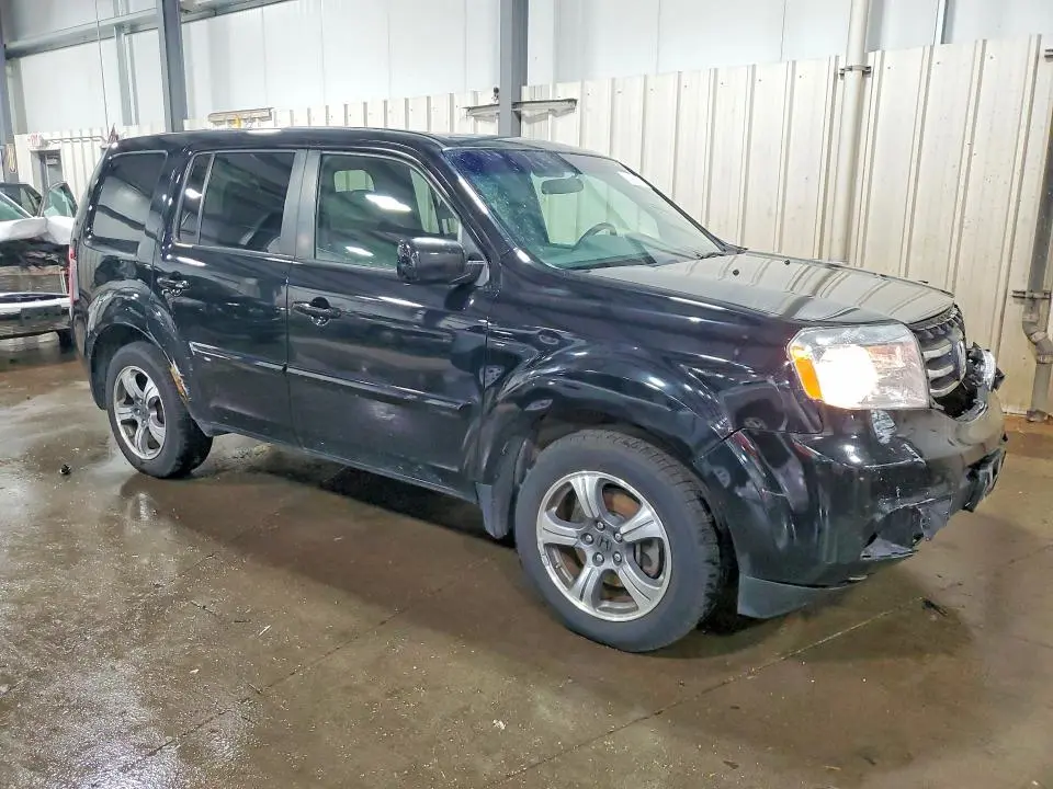 2015 HONDA PILOT SE  