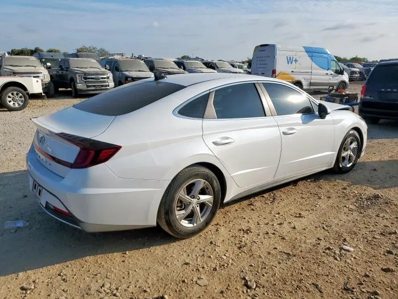 2021 HYUNDAI SONATA SE  