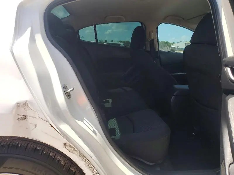 2016 MAZDA 3 SPORT  