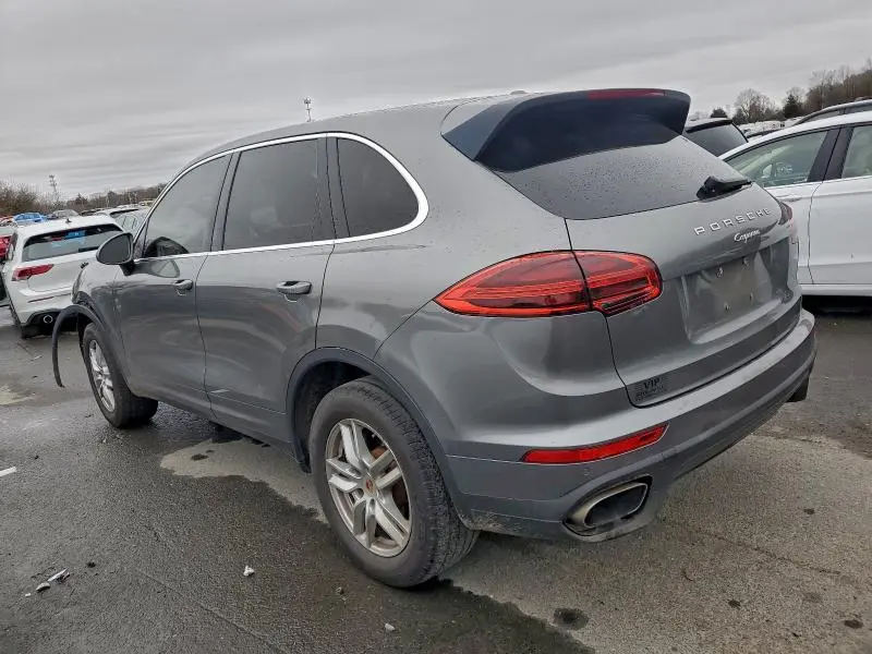 2016 PORSCHE CAYENNE   