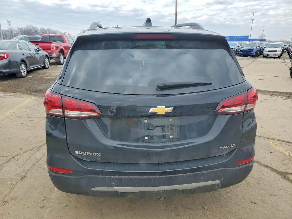 2024 CHEVROLET EQUINOX LT  