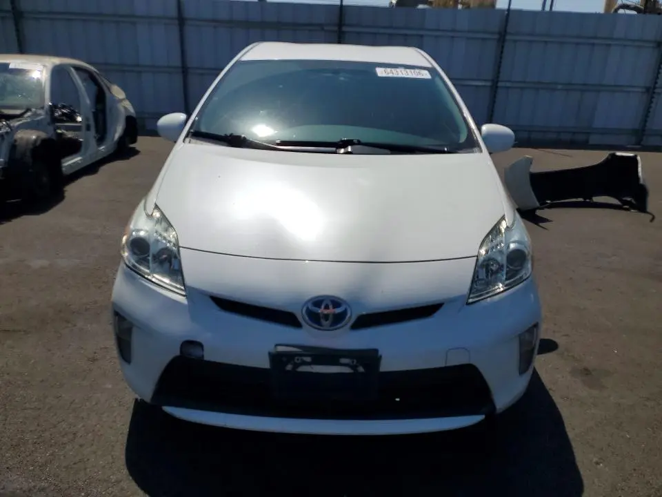 2014 TOYOTA PRIUS THREE  