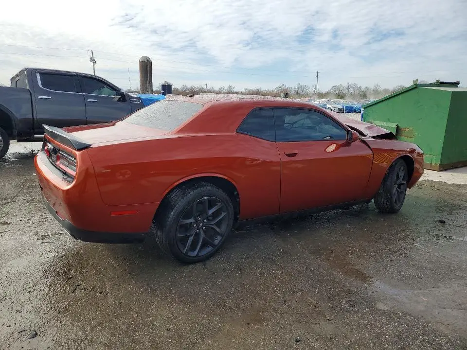 2023 DODGE CHALLENGER SXT  