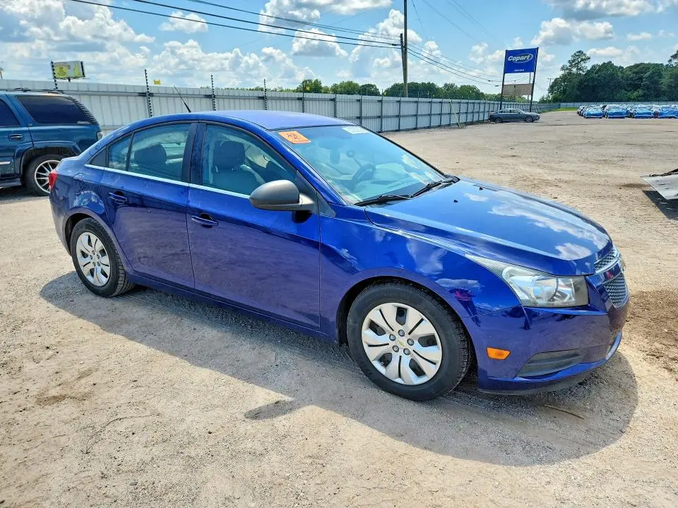 2012 CHEVROLET CRUZE LS  