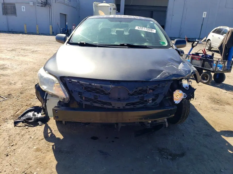 2012 TOYOTA COROLLA LE  