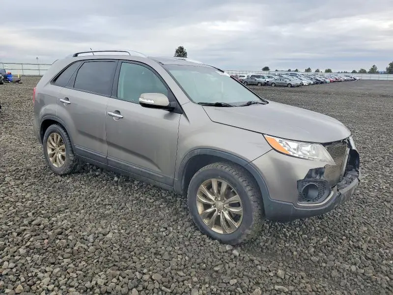 2011 KIA SORENTO   