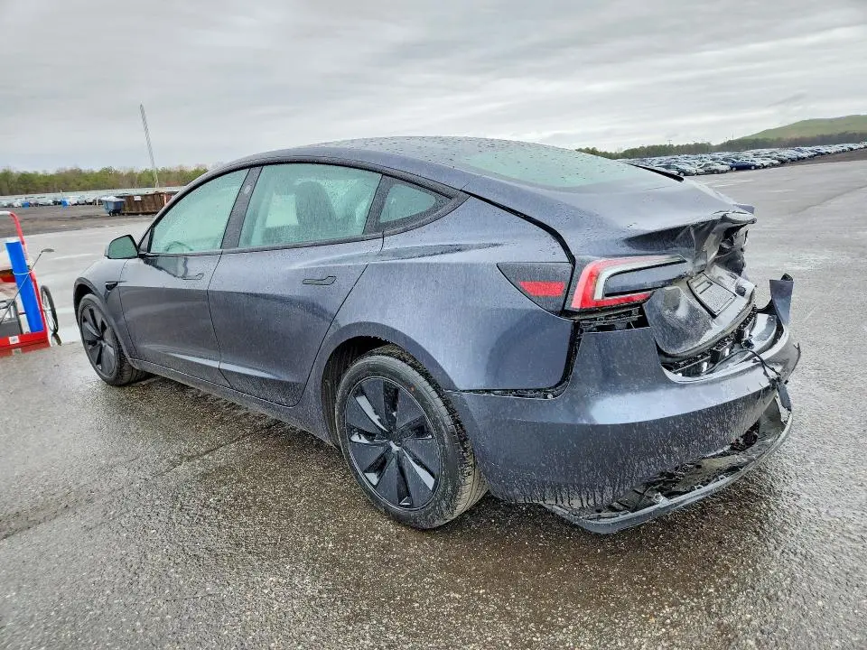 2024 TESLA MODEL 3   