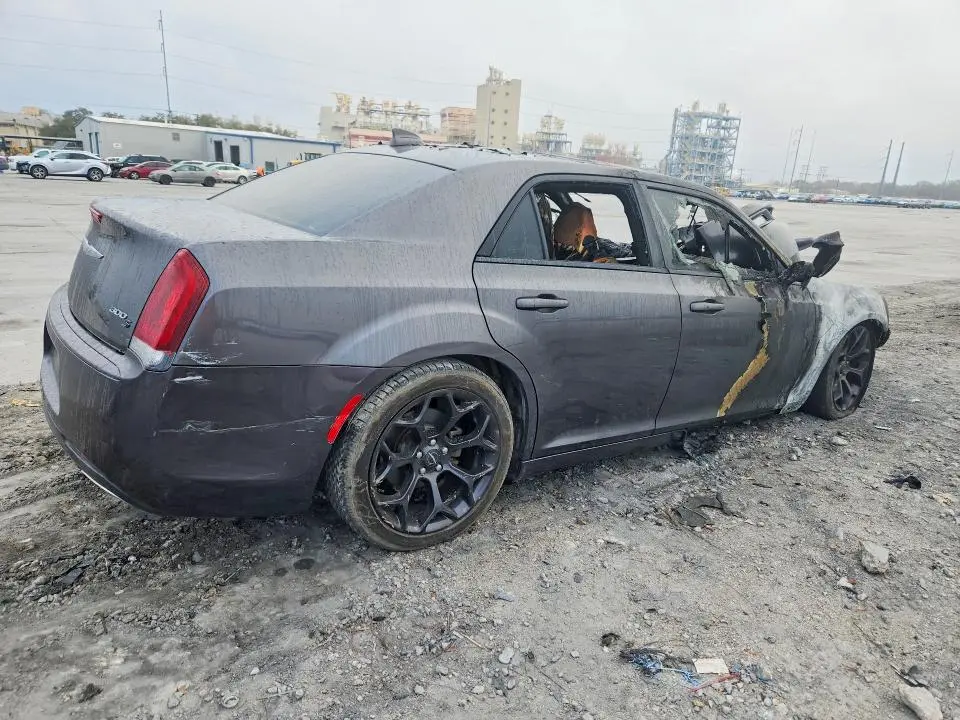 2019 CHRYSLER 300 S  