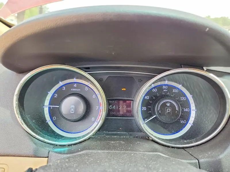 2011 HYUNDAI SONATA GLS  
