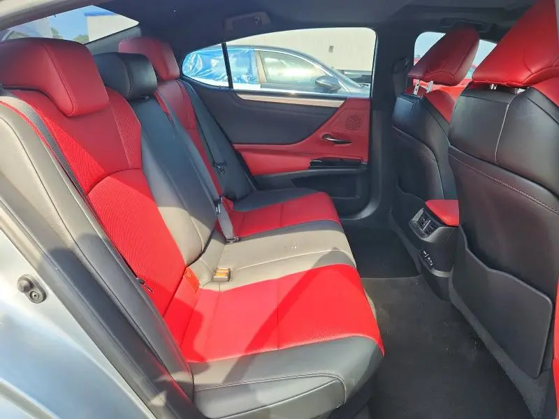 2022 LEXUS ES 300H F SPORT  