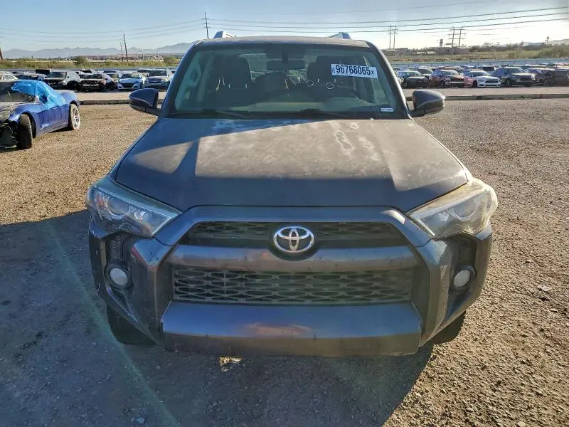 2018 TOYOTA 4RUNNER SR5/SR5 PREMIUM  