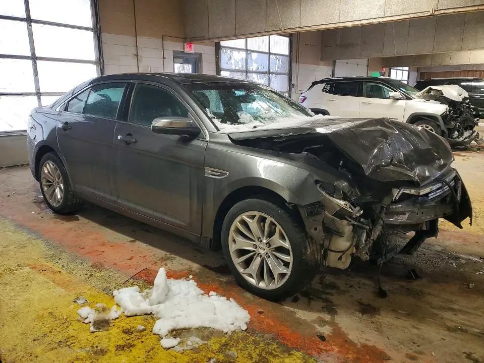 2015 FORD TAURUS LIMITED  