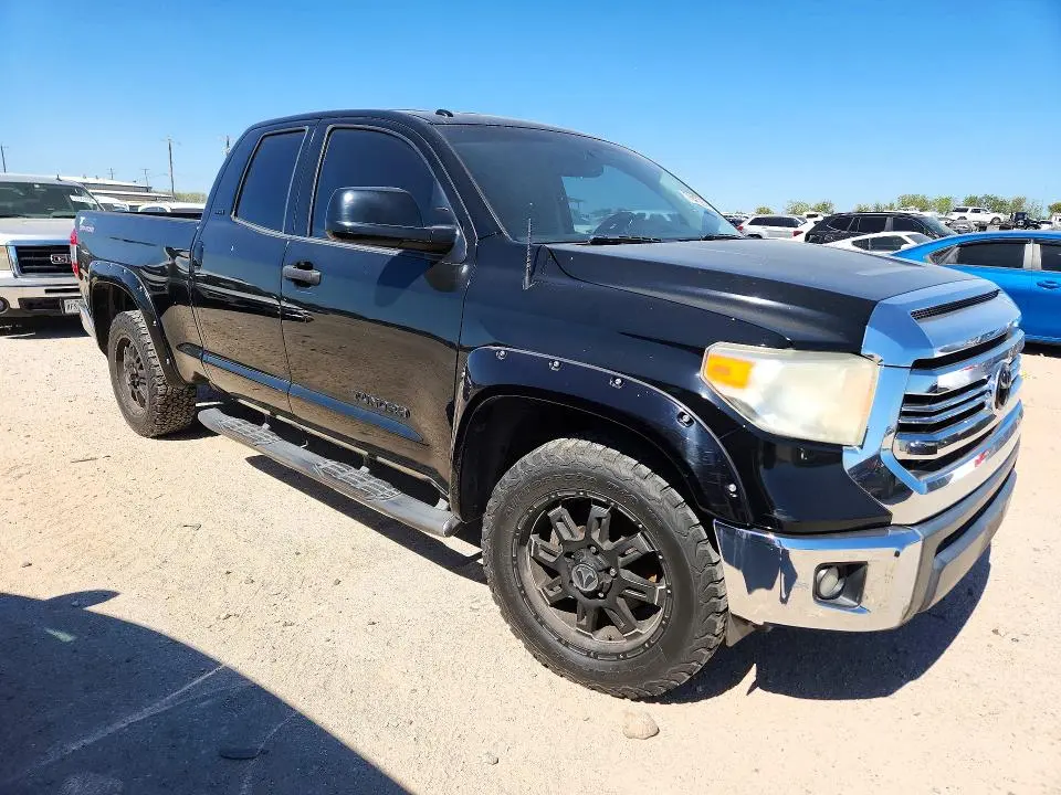 2016 TOYOTA TUNDRA SR5  