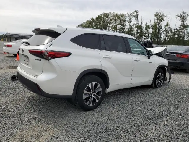 2020 TOYOTA HIGHLANDER HYBRID XLE  