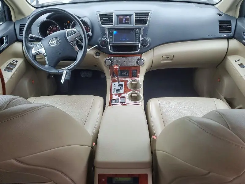 2013 TOYOTA HIGHLANDER LIMITED  