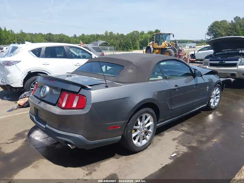 2011 FORD MUSTANG V6 PREMIUM
