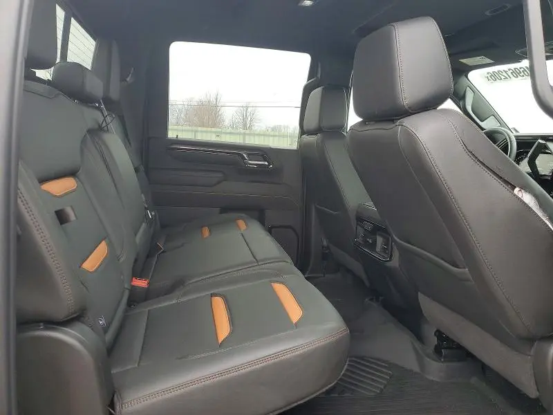 2026 GMC SIERRA K2500 AT4  