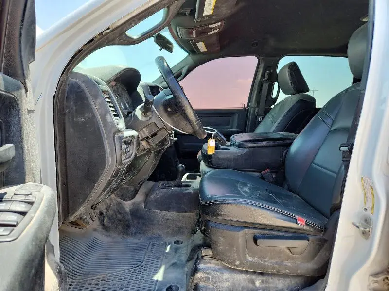 2023 RAM 2500 TRADESMAN  