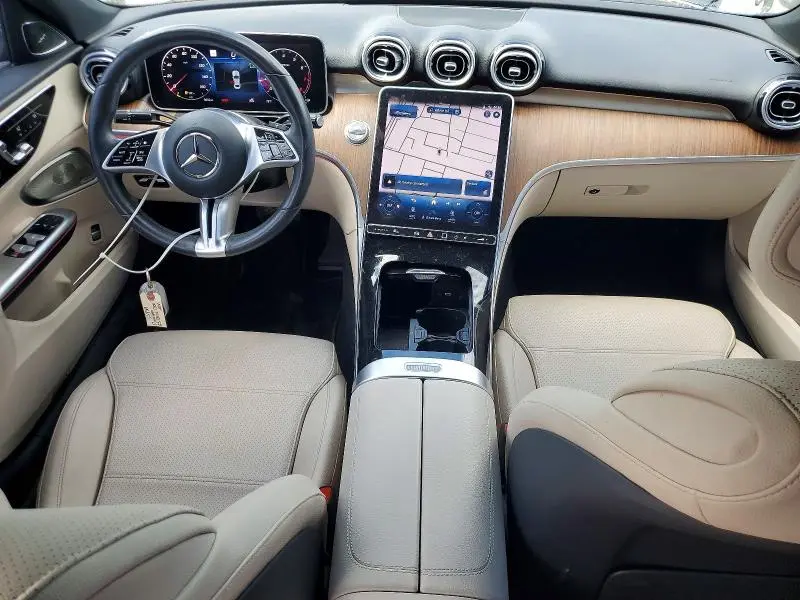 2023 MERCEDES-BENZ C 300  