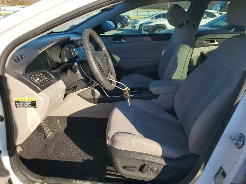 2016 HYUNDAI SONATA SPORT  