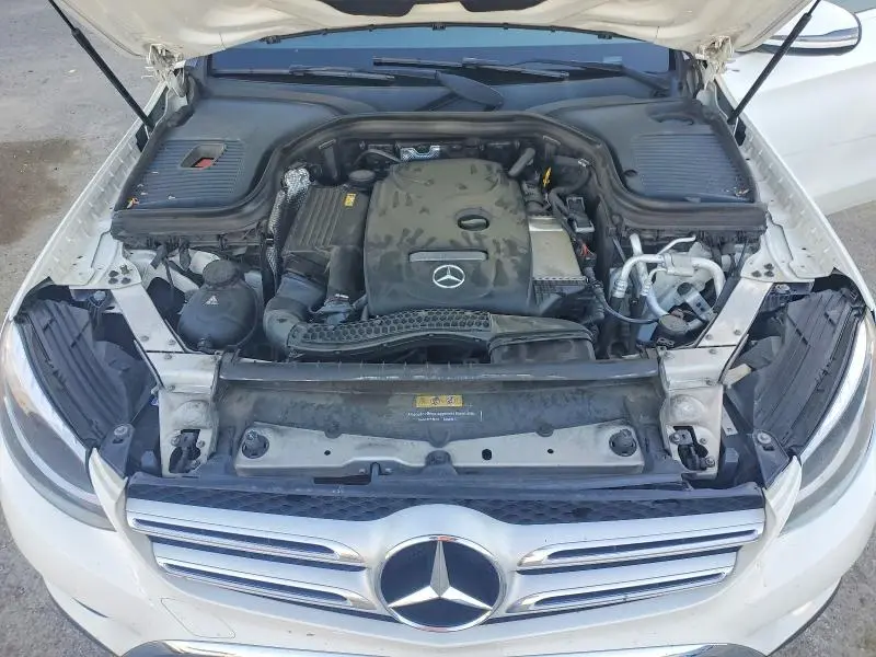2017 MERCEDES-BENZ GLC 300  