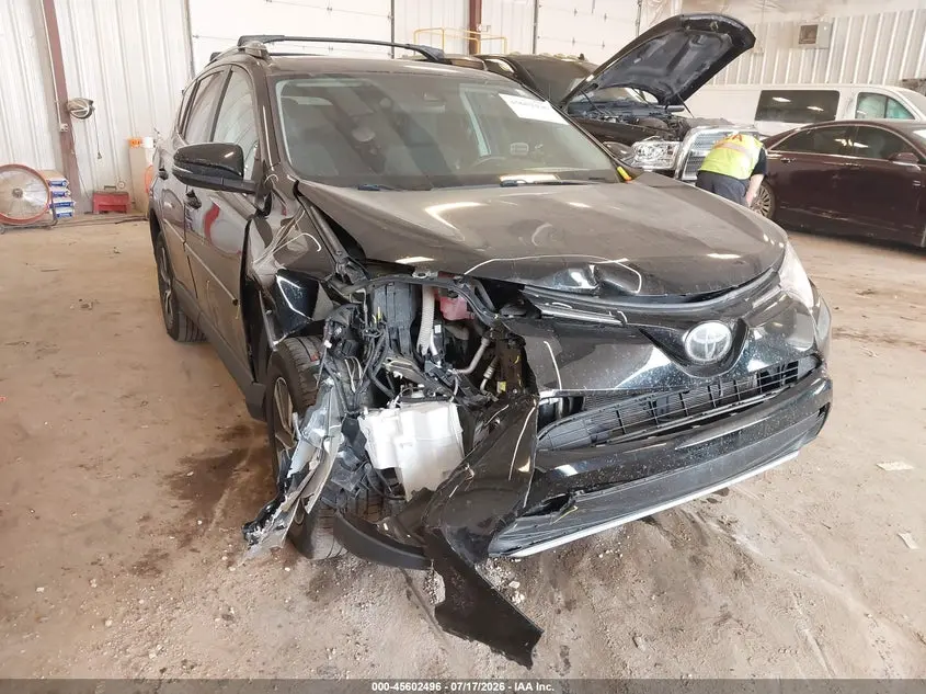 2018 TOYOTA RAV4 XLE
