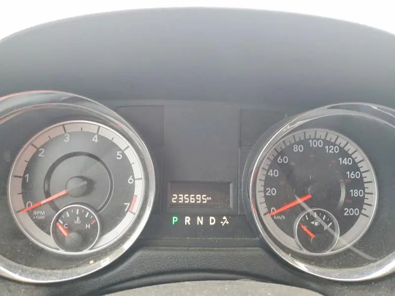 2013 DODGE GRAND CARAVAN SE  