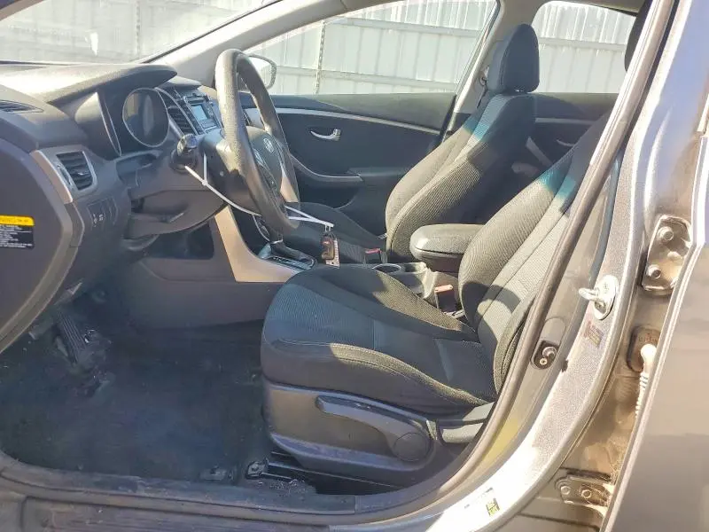 2017 HYUNDAI ELANTRA GT BASE  