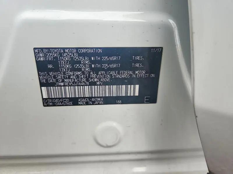 2018 TOYOTA RAV4 XLE  