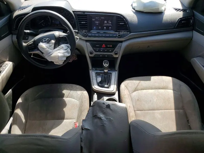 2018 HYUNDAI ELANTRA SE  
