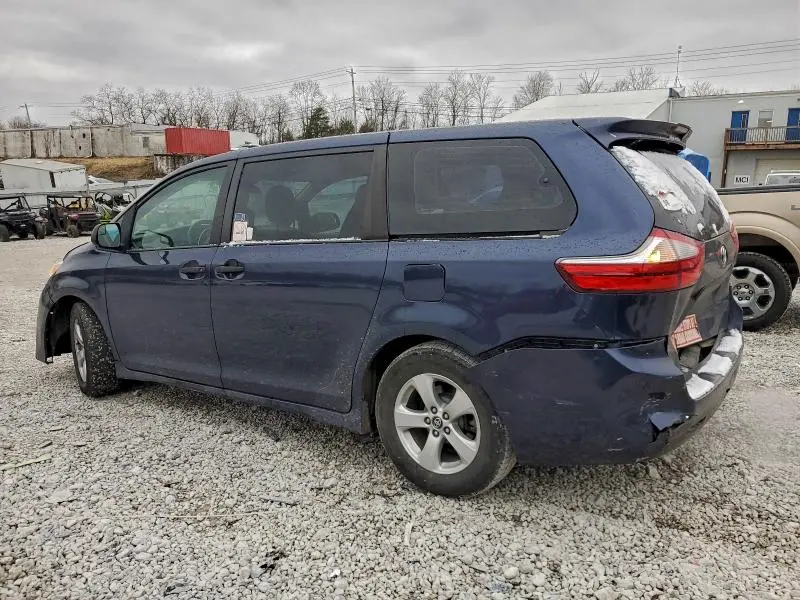 2018 TOYOTA SIENNA L  