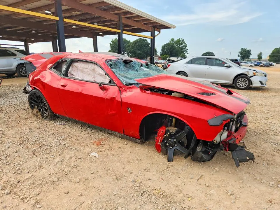 2016 DODGE CHALLENGER SRT HELLCAT  
