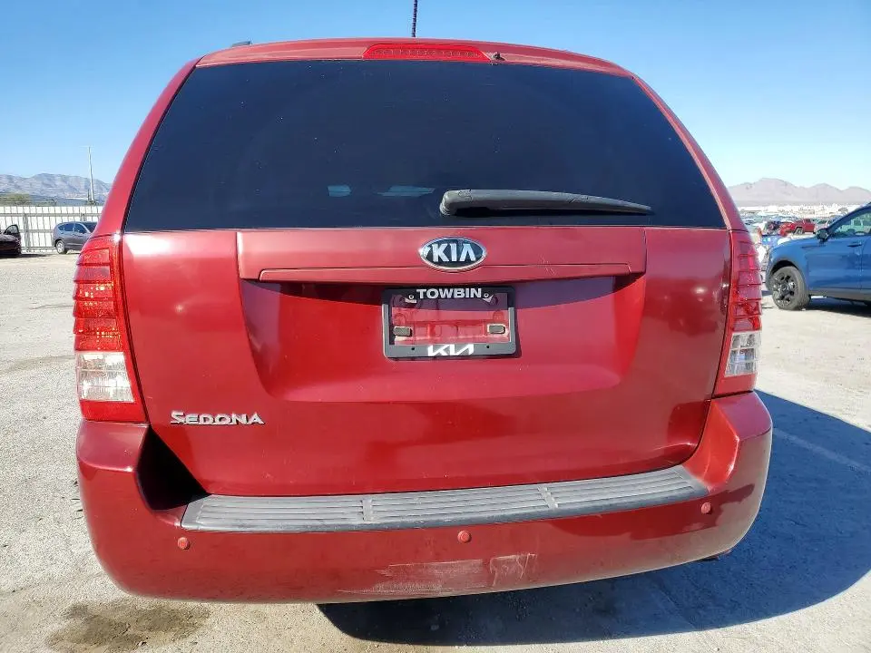2014 KIA SEDONA LX  