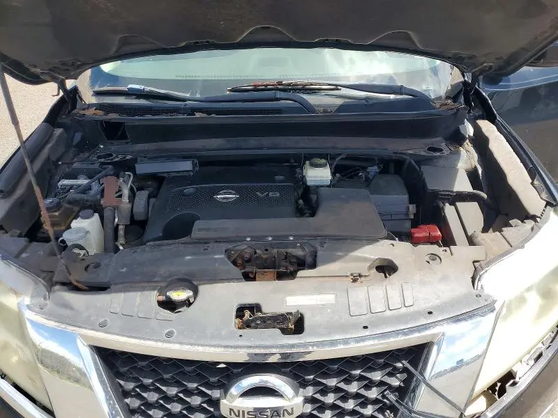 2015 NISSAN PATHFINDER SV  