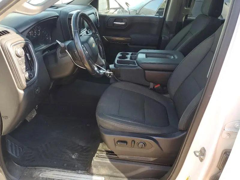 2021 CHEVROLET SILVERADO K1500 LT  