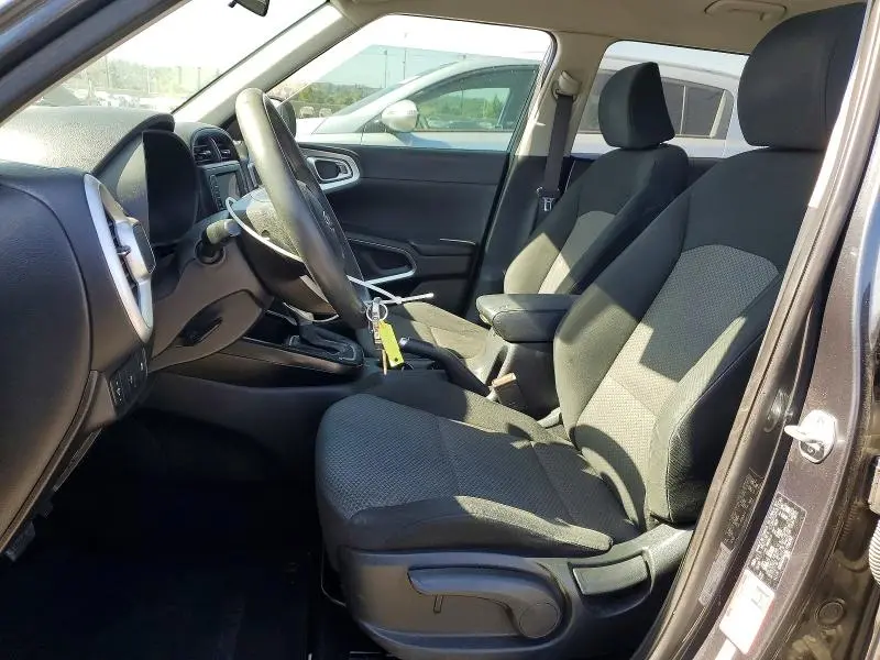 2020 KIA SOUL LX  