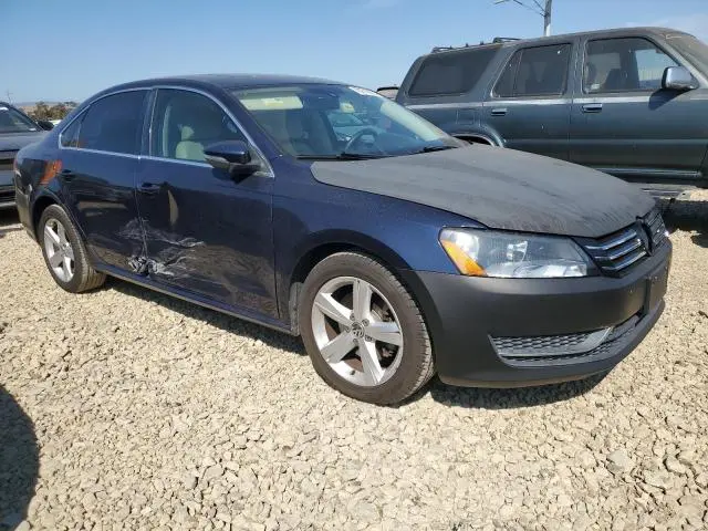 2012 VOLKSWAGEN PASSAT SE  