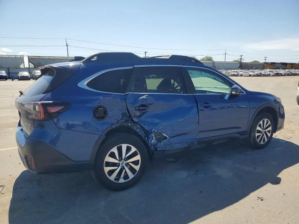 2020 SUBARU OUTBACK   