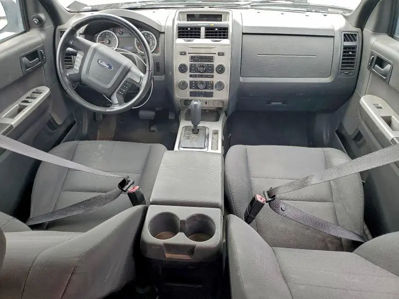 2010 FORD ESCAPE XLT  