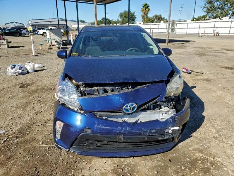 2014 TOYOTA PRIUS   