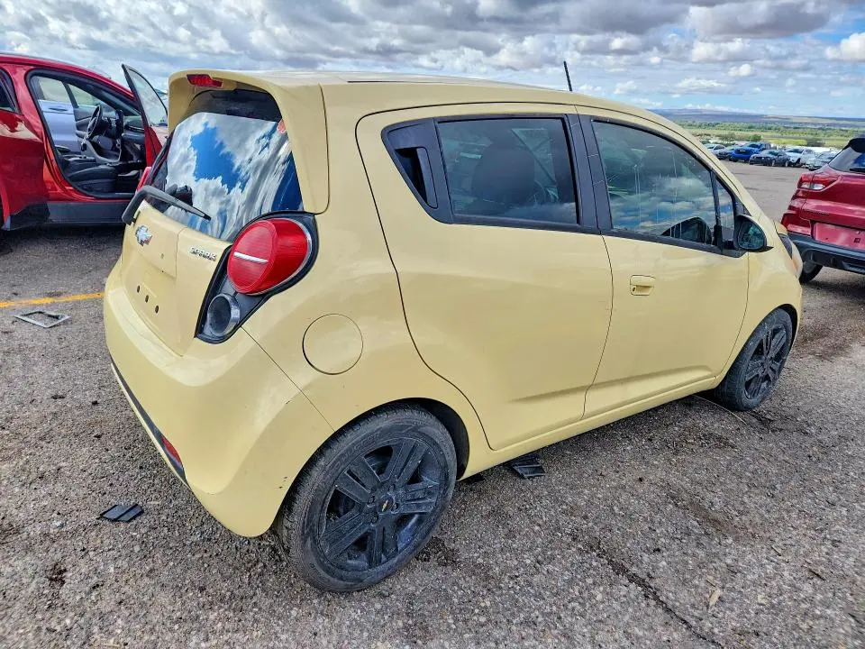 2014 CHEVROLET SPARK 1LT  