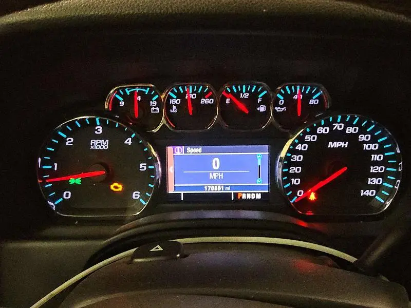 2015 CHEVROLET SUBURBAN C1500 LS  
